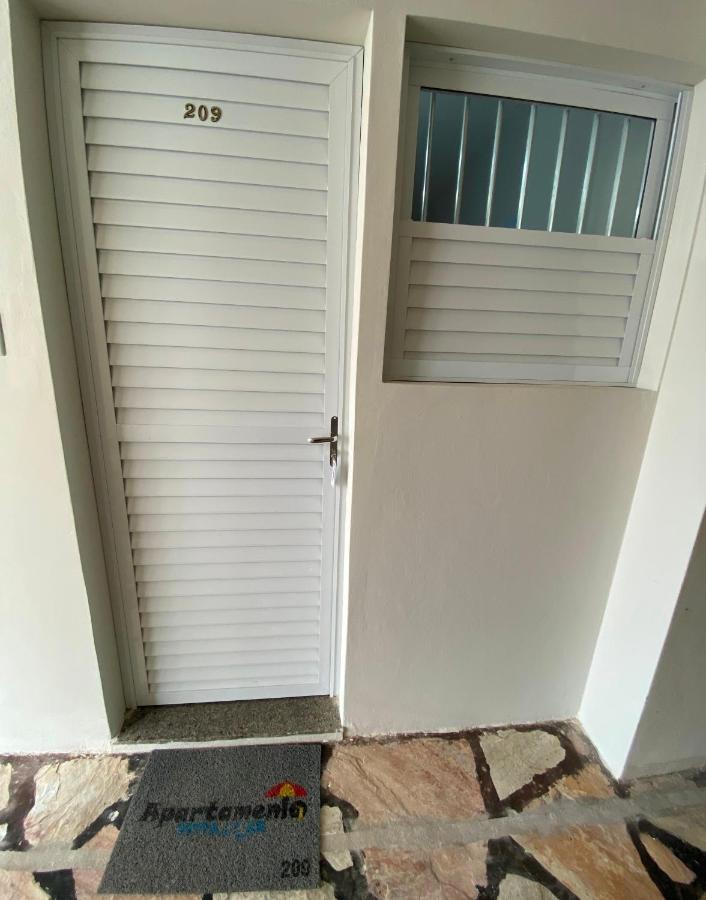 Apartamento Vista Mar: Beachfront 2-Bedroom with Elevator and Wi-Fi Guarapari Exterior photo